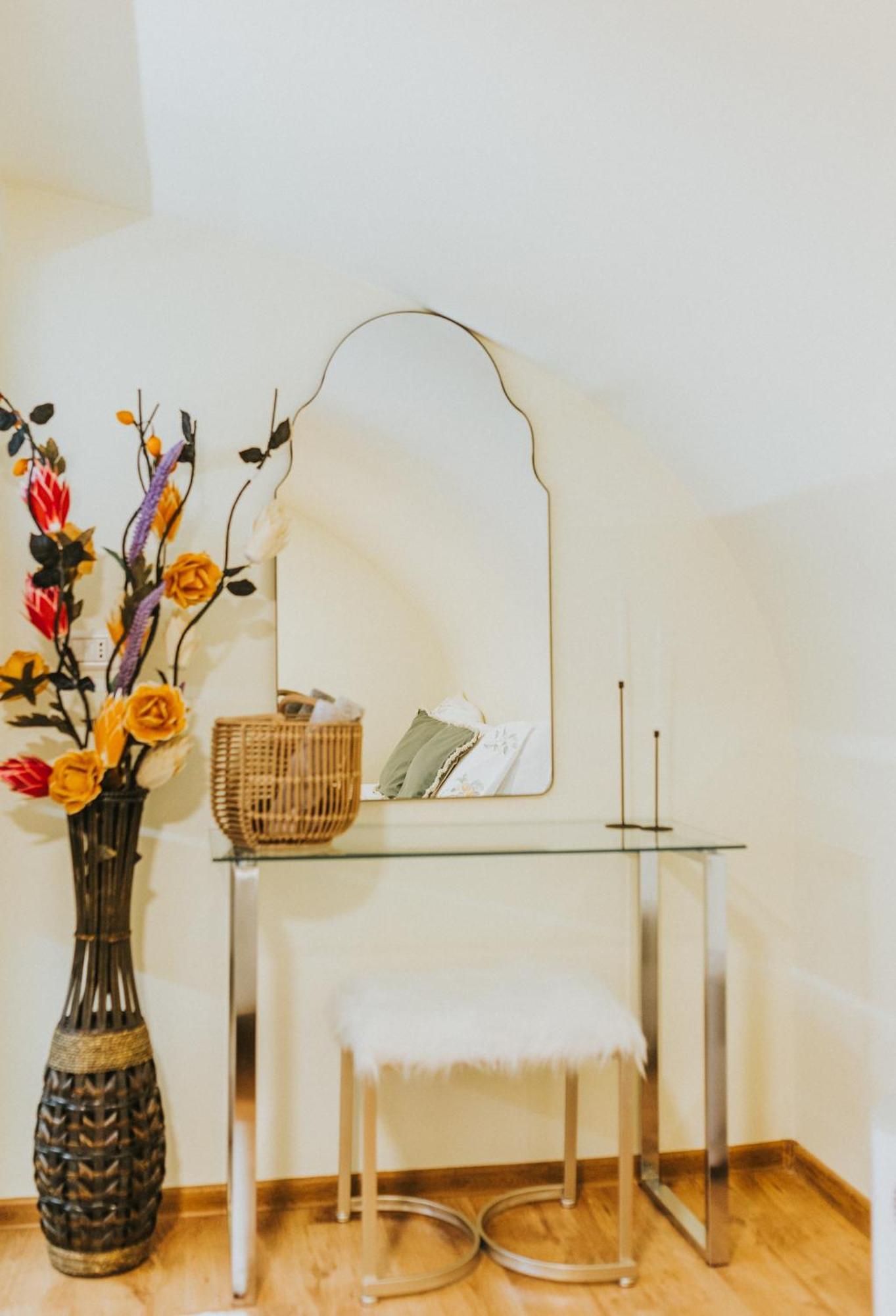 Locart -Cozy Downtown Apartment, Near Black Church With Free Wi-Fi Брашов Екстериор снимка